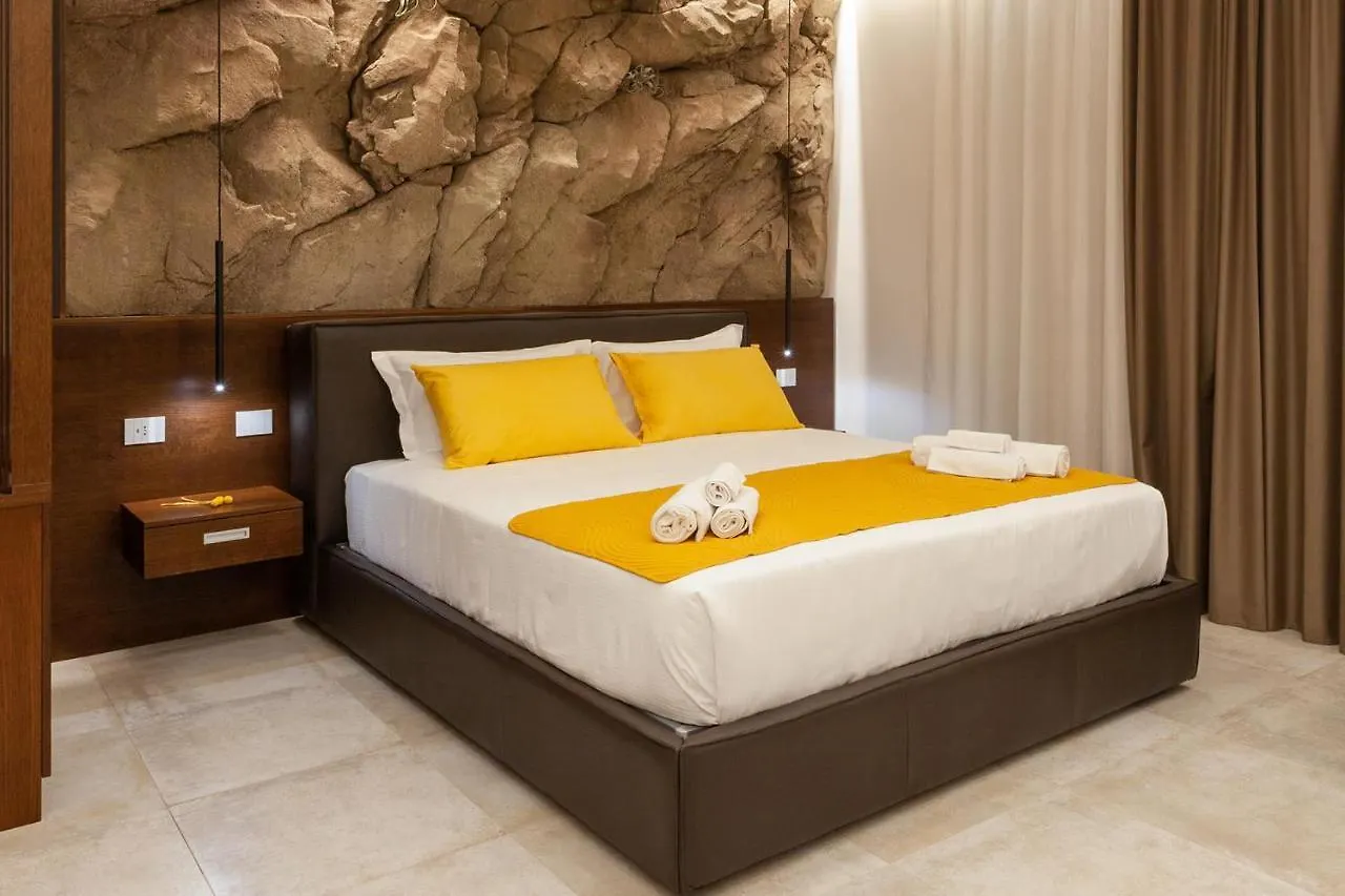 Palazzo Ferrucci Luxury Suites Cagliari Hotel